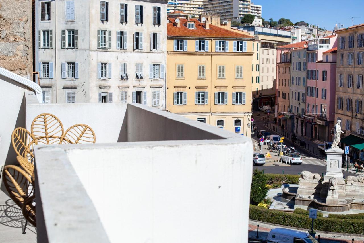 Les Suites R Bonaparte - Appartements De Standing Au Coeur De La Vieille Ville Pietonne Ajaccio  Exterior foto