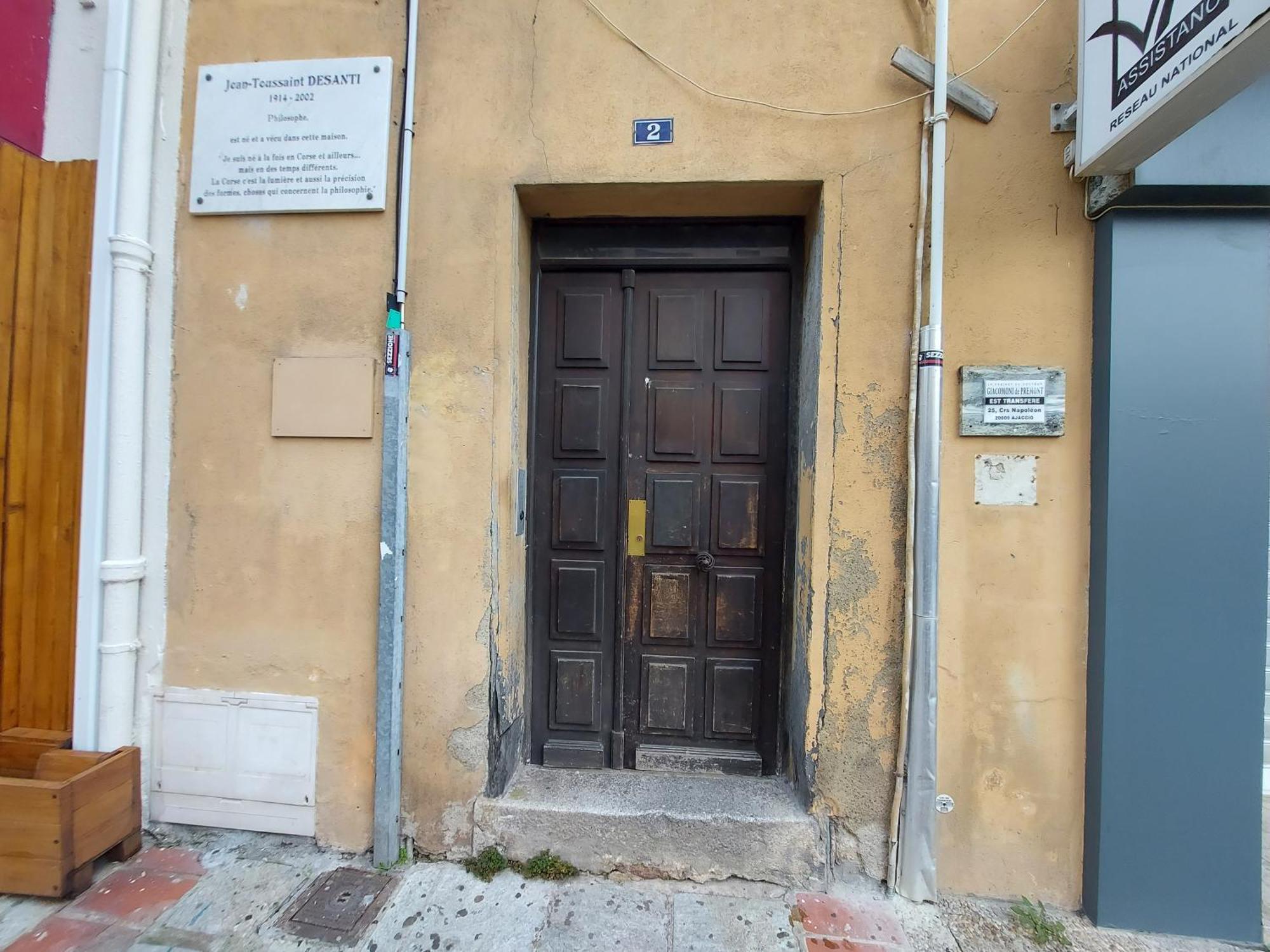 Les Suites R Bonaparte - Appartements De Standing Au Coeur De La Vieille Ville Pietonne Ajaccio  Quarto foto