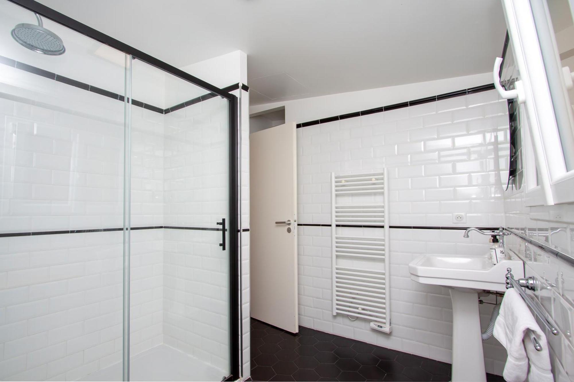 Les Suites R Bonaparte - Appartements De Standing Au Coeur De La Vieille Ville Pietonne Ajaccio  Quarto foto